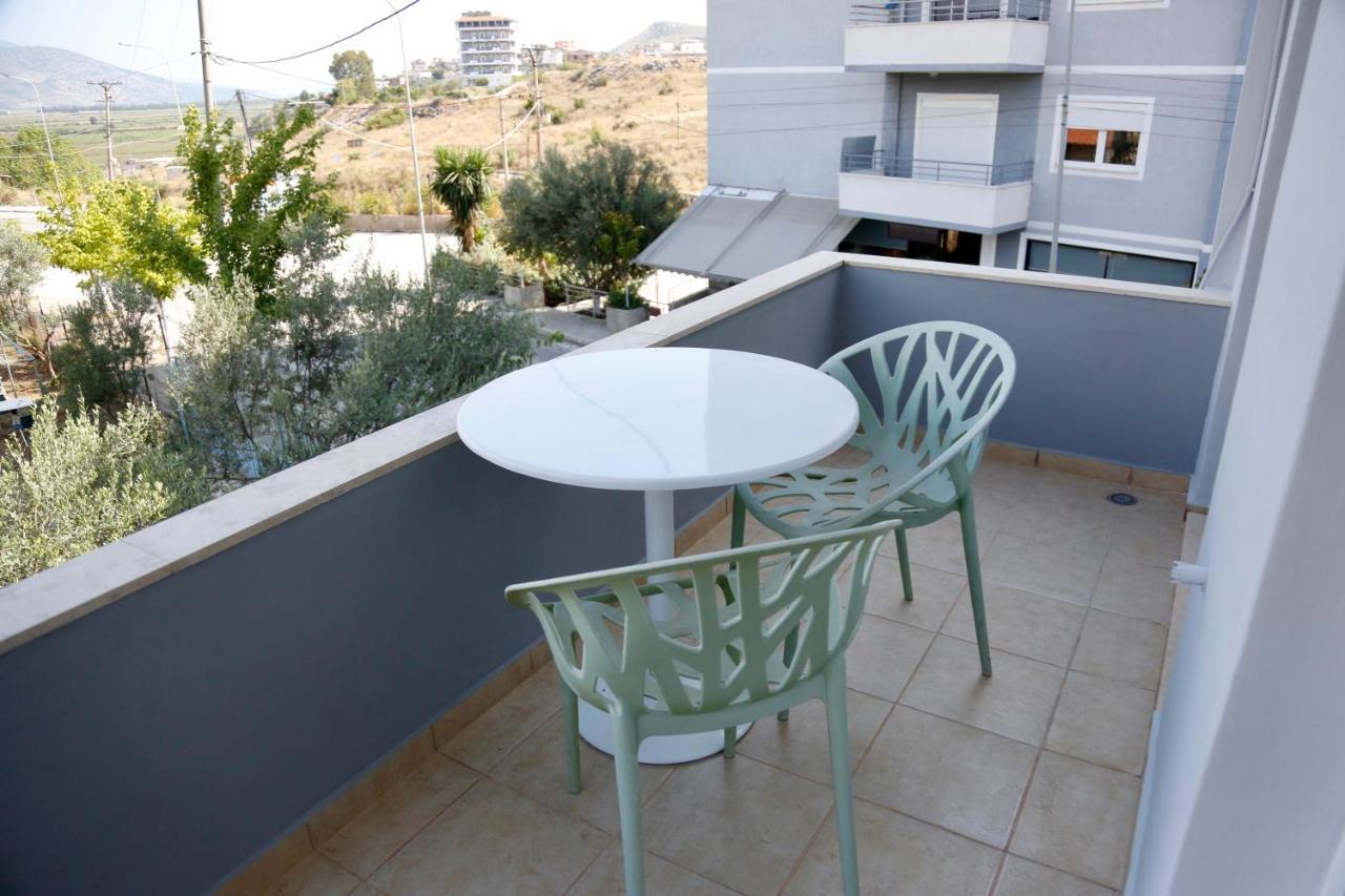 Sea La Vie Apartments Sarande Bagian luar foto