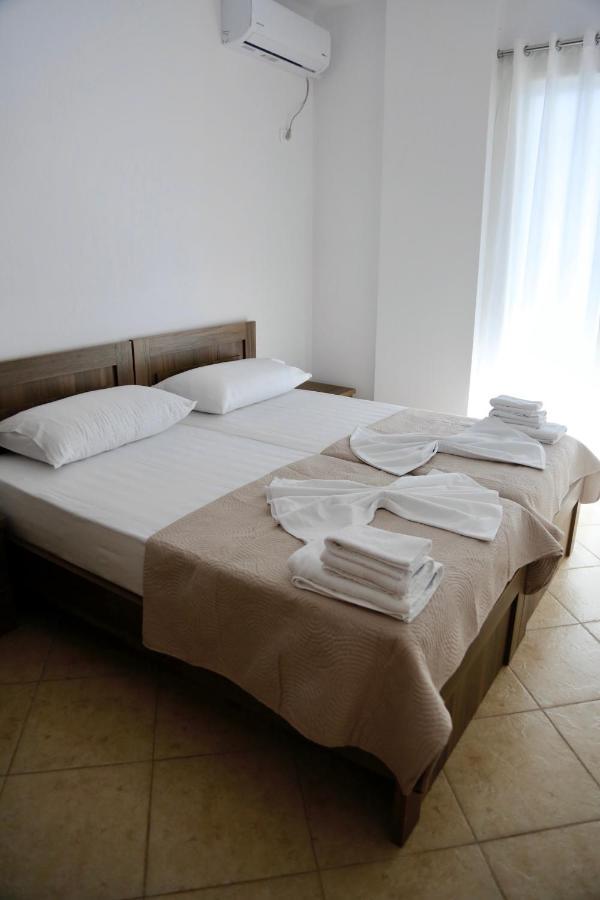 Sea La Vie Apartments Sarande Bagian luar foto